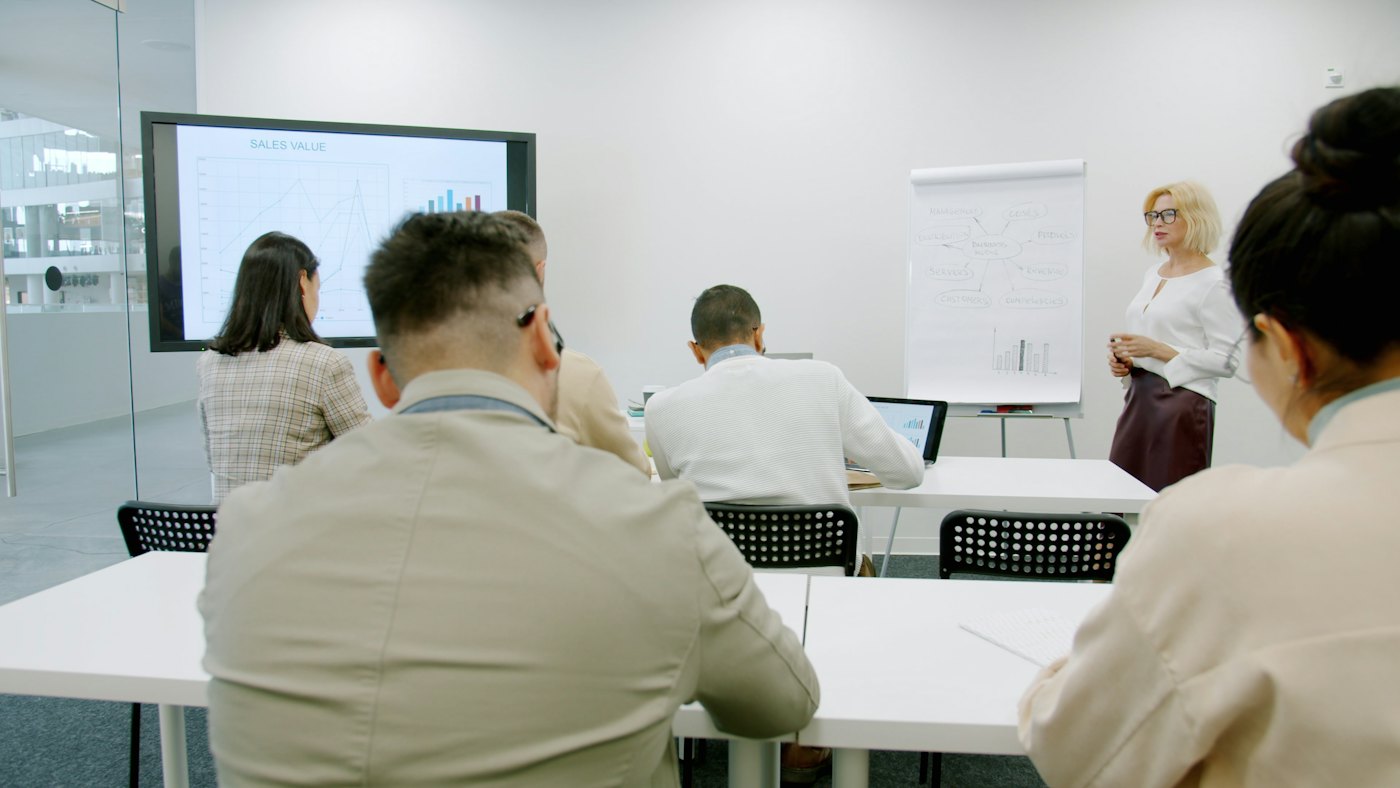Eğitimlerimiz: kurumsal eğitim semineri